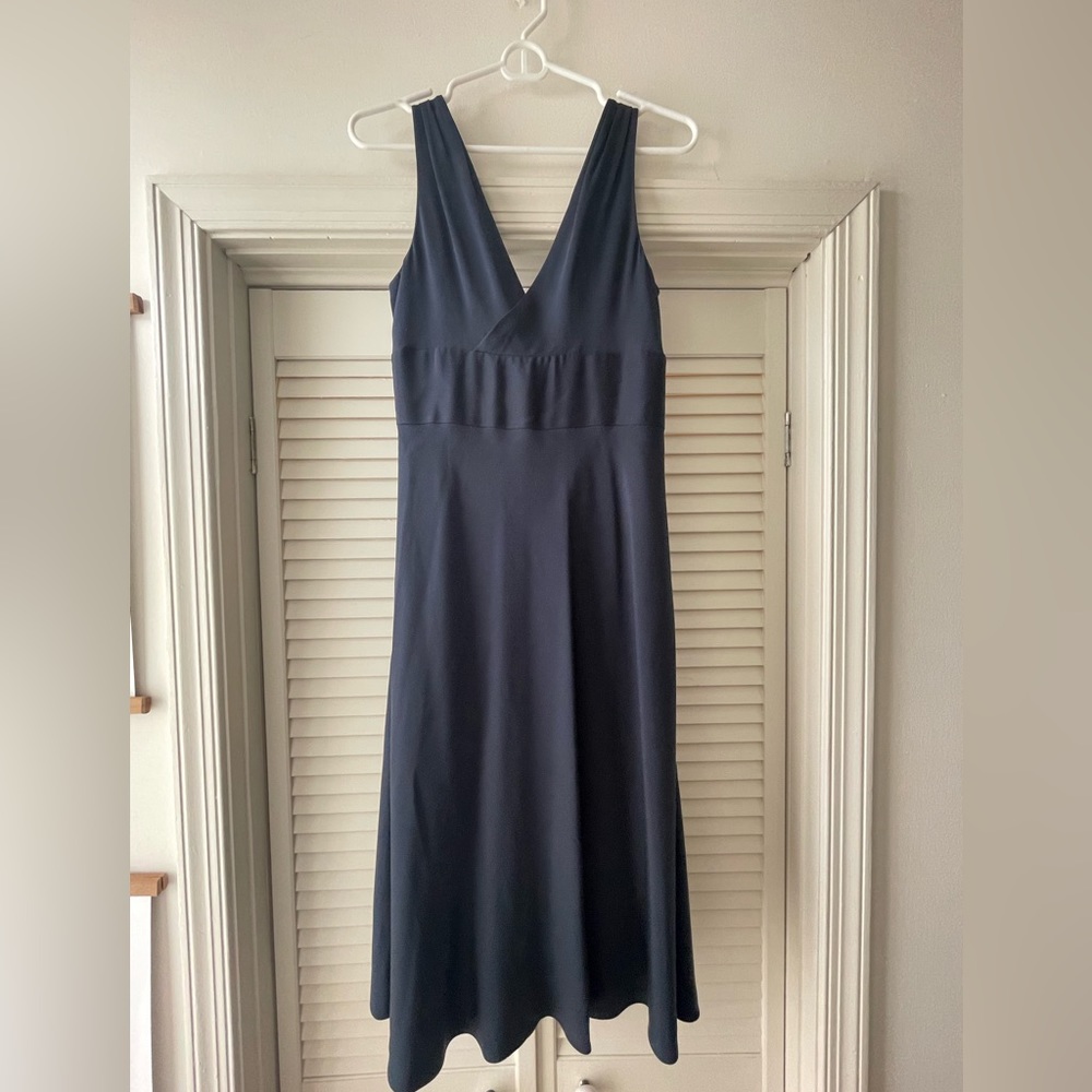 J. Crew Silk Dress - Navy Blue - Size 6 - Beautiful Condition - Classic Style